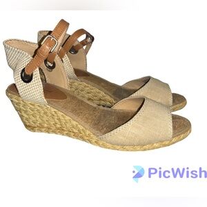 Lucky Brand Kyndra Wedge Sandal Size 9.5